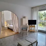 Les Pins Charming Appartement